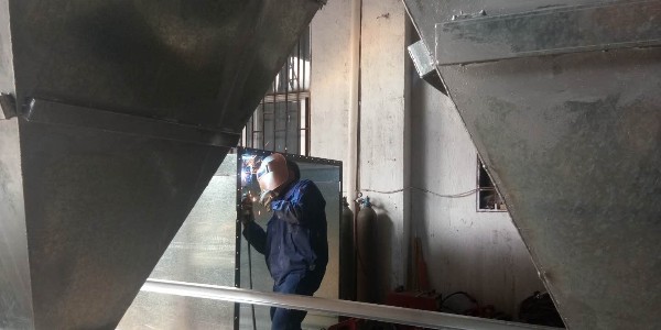 脈沖布袋除塵器