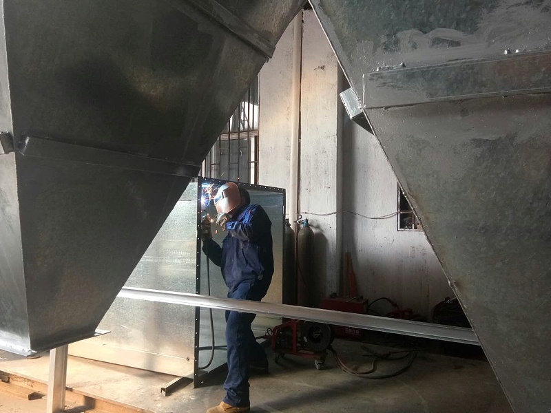 脈沖布袋除塵器