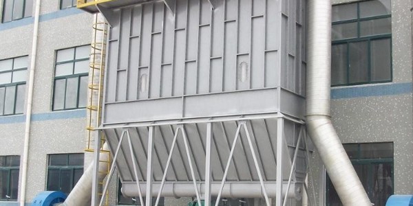 廢氣處理廠家耀先生產(chǎn)車間忙忙碌碌，為您解決車間廢氣問題